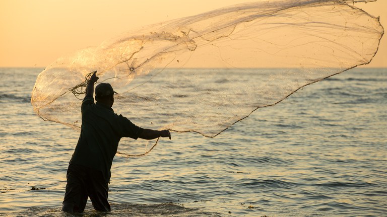 INSS e seguro-defeso para pescadores artesanais no período de piracema