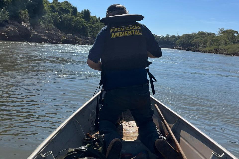 Pesca predatória no Paraná: IAT multa e recolhe equipamentos irregulares no Oeste e Noroeste