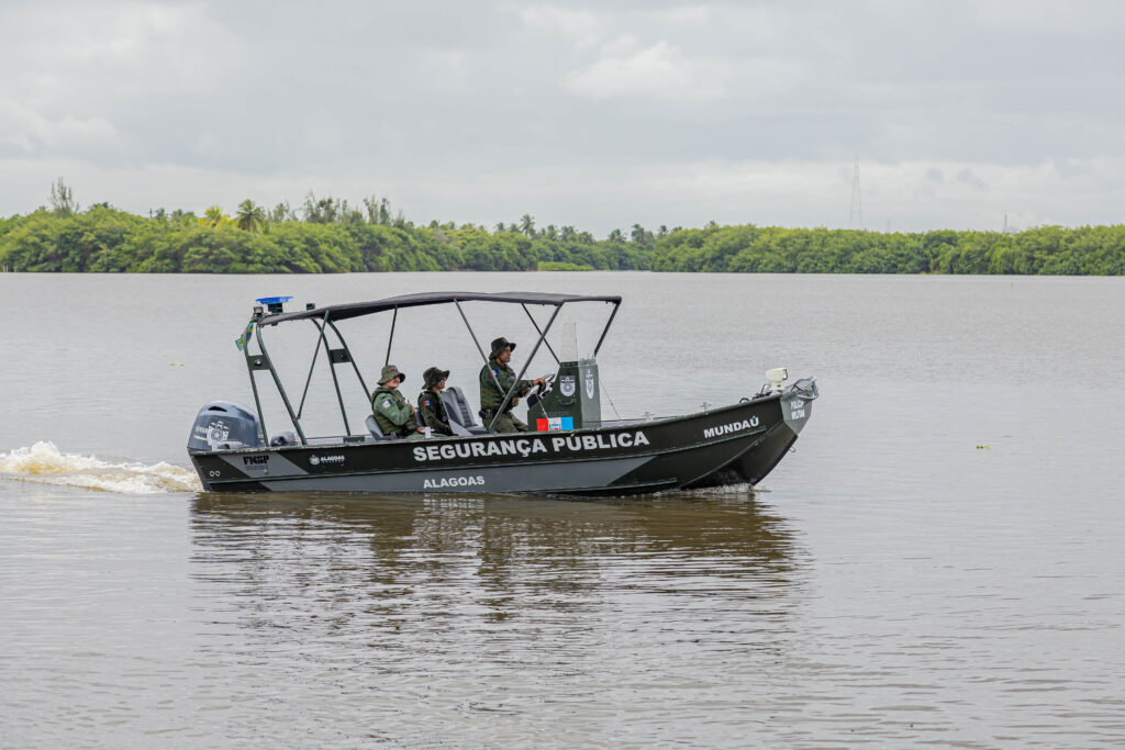 Batalhão Ambiental intensifica patrulhamento em defesa do ecossistema aquático alagoano